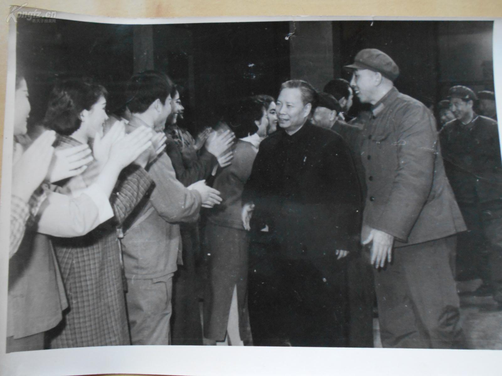 老照片【70年代—2001年,政治部文工团照片,9张】海岛