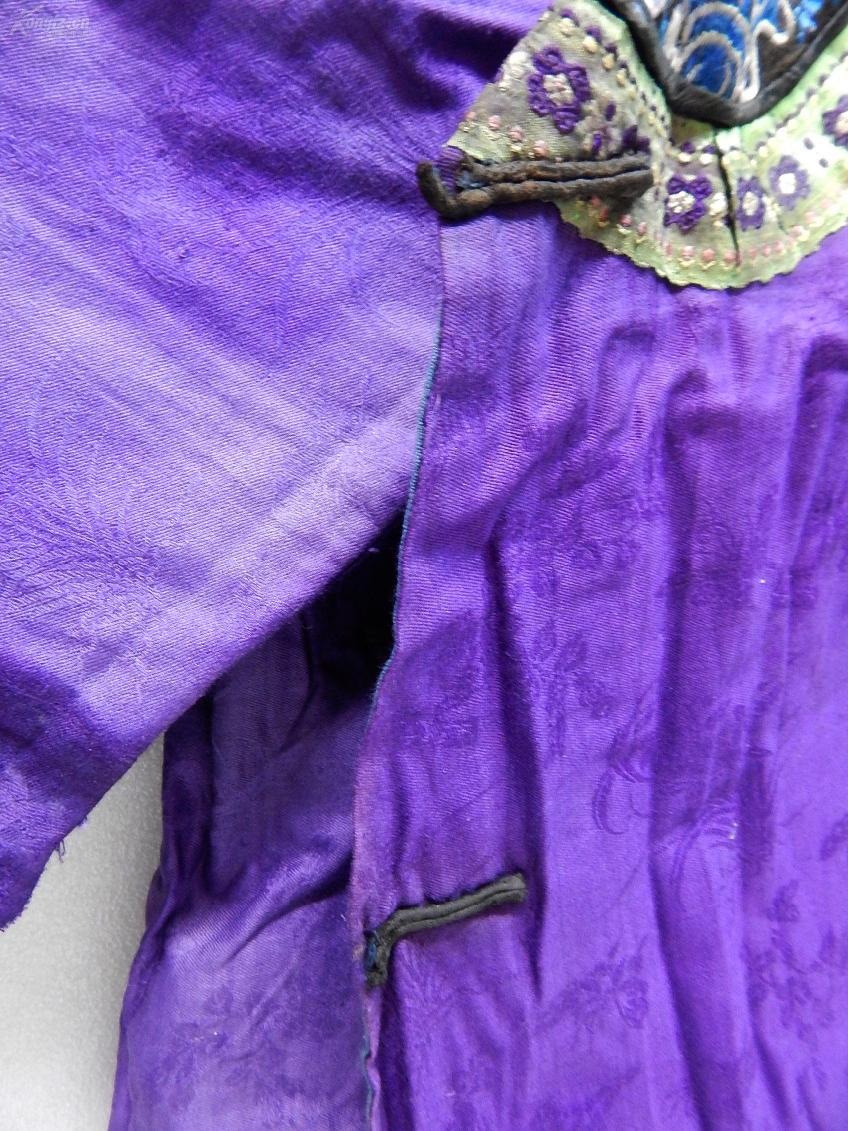12清末蓝紫色女刺绣衣服