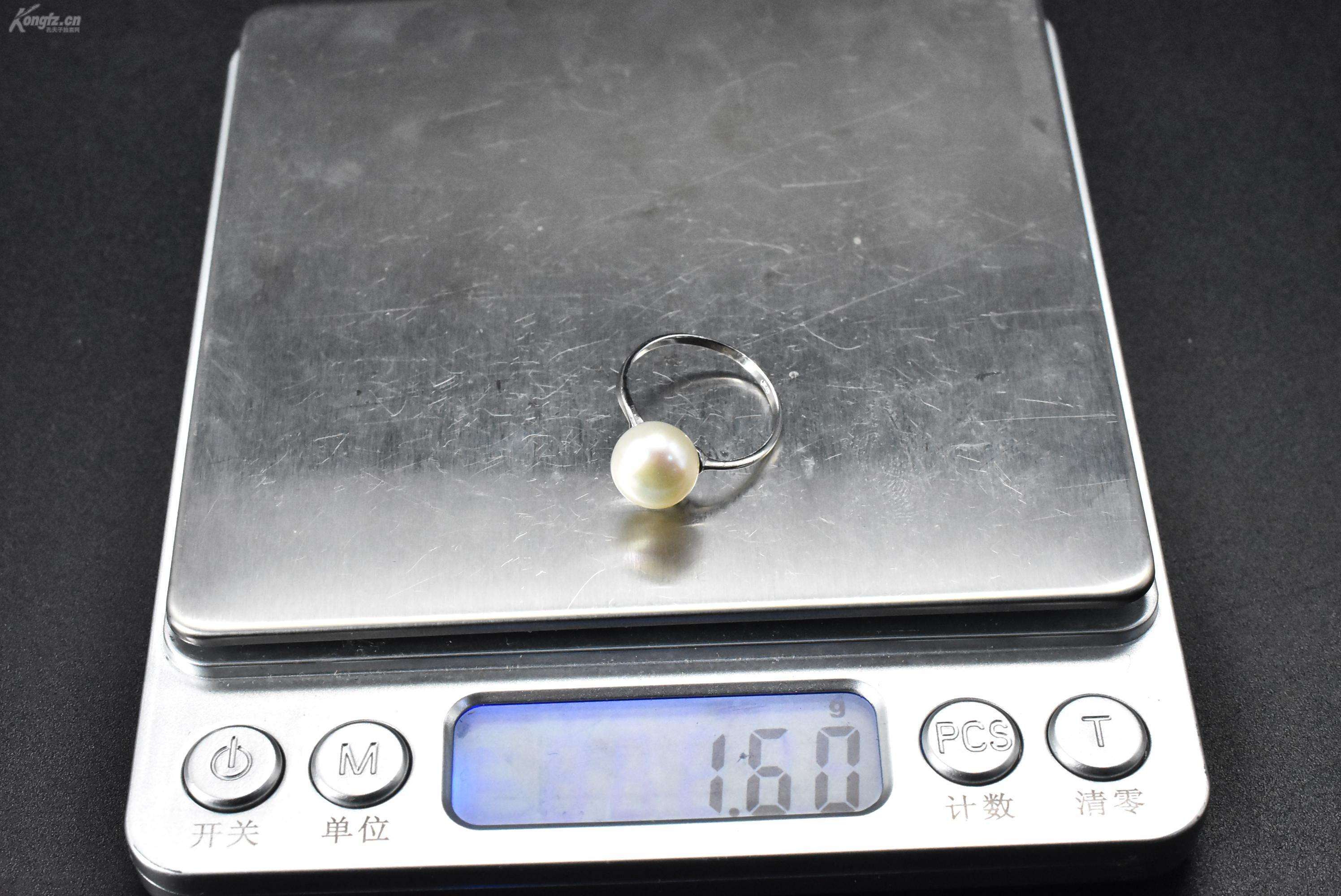 9毫米 戒指内径为16mm 高级天然珍珠 莹润透亮 色彩斑斓 具有粉白浅