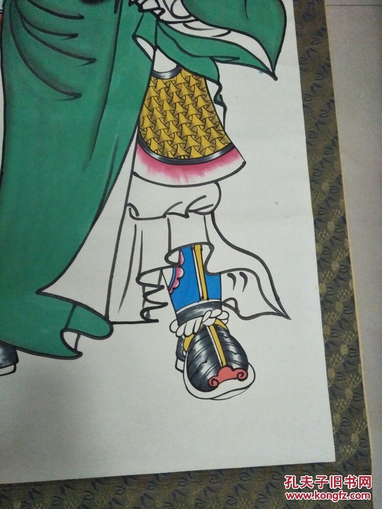 关羽画像立轴好像裱反了