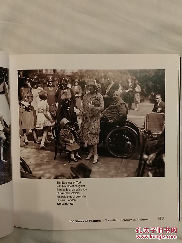 孔网孤本100yearsoffashiontwentiethcenturyinpicture百年时尚图片中