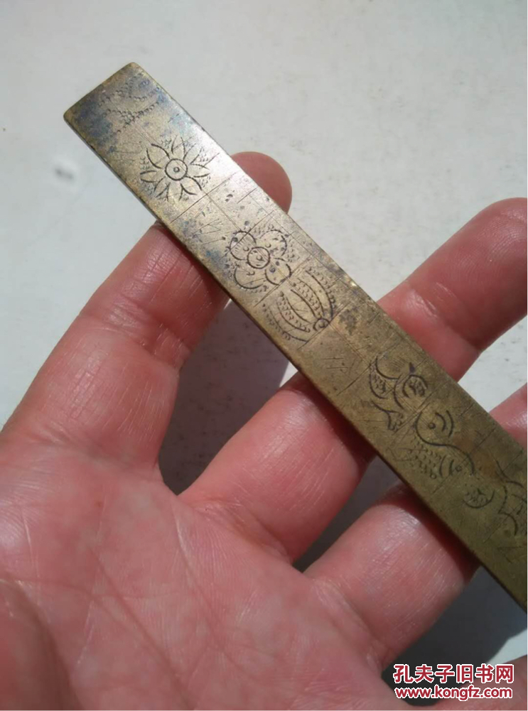 1721703cm75克清代早期刻铜带工老铜镇纸压尺镇尺量尺铜尺文房老铜器