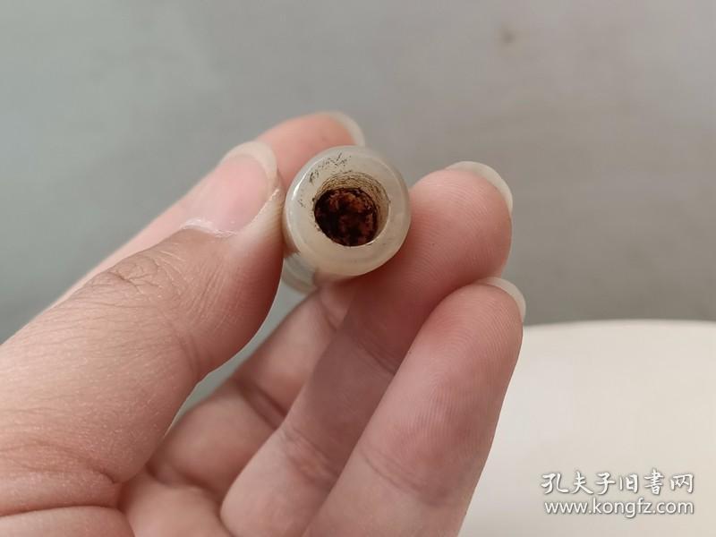 乡下收的清代老玛瑙烟嘴