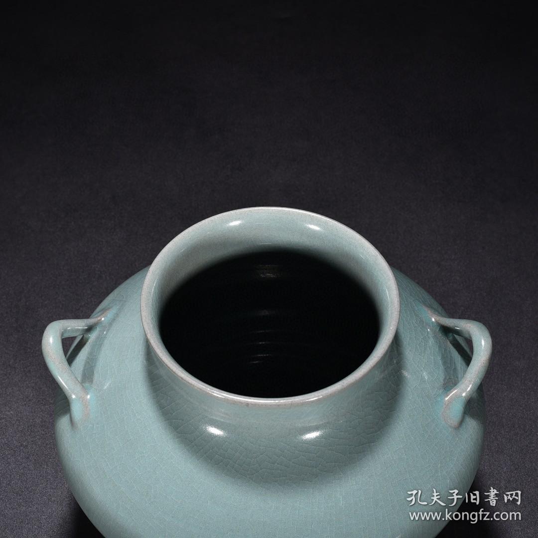 宋汝窑天青釉鱼篓尊高14厘米宽19厘米