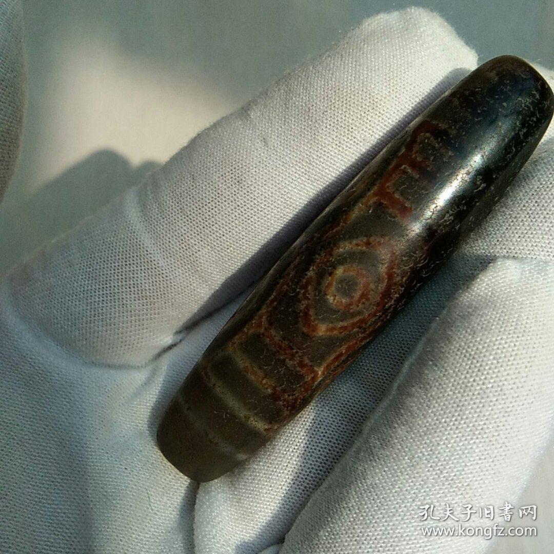 千年藏传,龙眼老天珠,老藏民家传世珍品,保老保真,不议价!