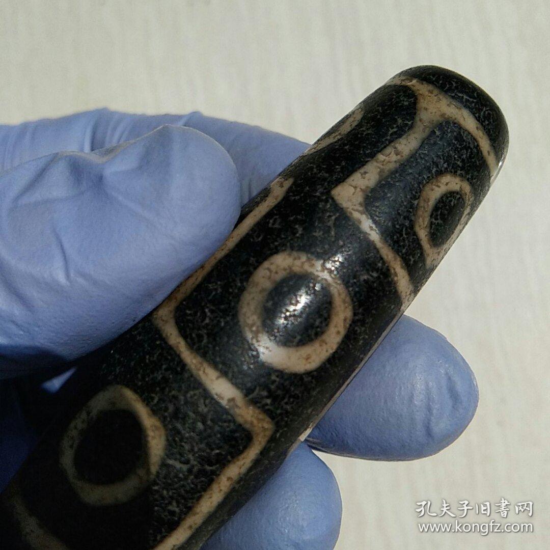 藏传千年九眼天珠,风化纹,历史沧桑,老藏民家传世之宝