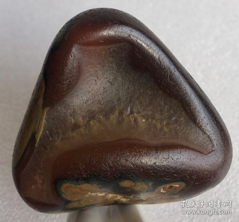 顶级玛瑙奇石,非常稀有难得椭圆好看的玛瑙奇石,象形玛瑙奇石"梅花