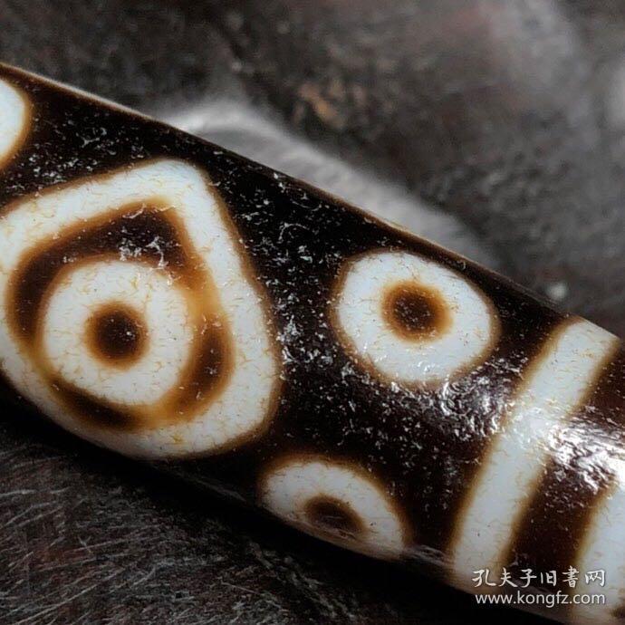 藏区回流千年老天珠高油包浆十一眼天珠尺寸1355毫米重量14克一颗可以