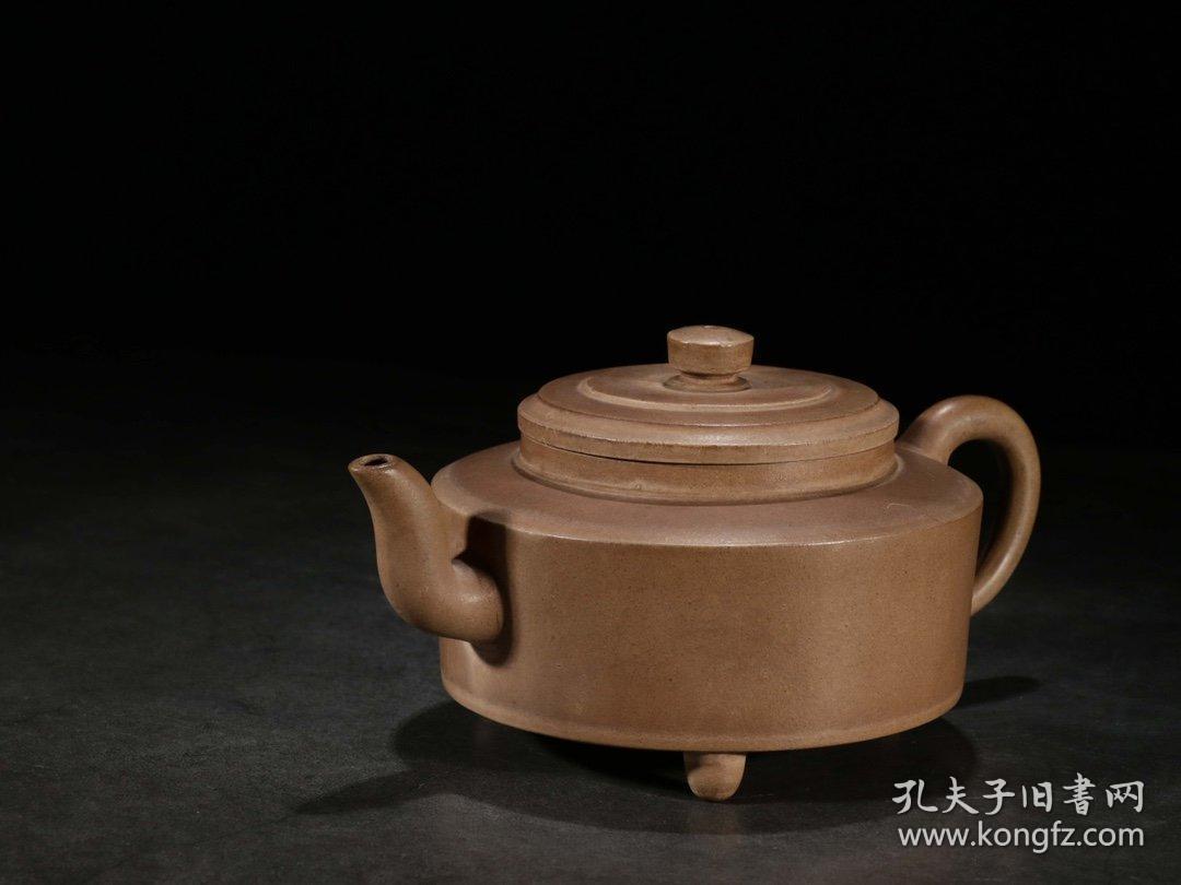 "荆溪钱弘文制"三足周盘老紫砂壶