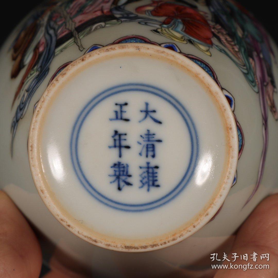 大清雍正年制款 粉彩万花描金福禄寿爽瓶一对.