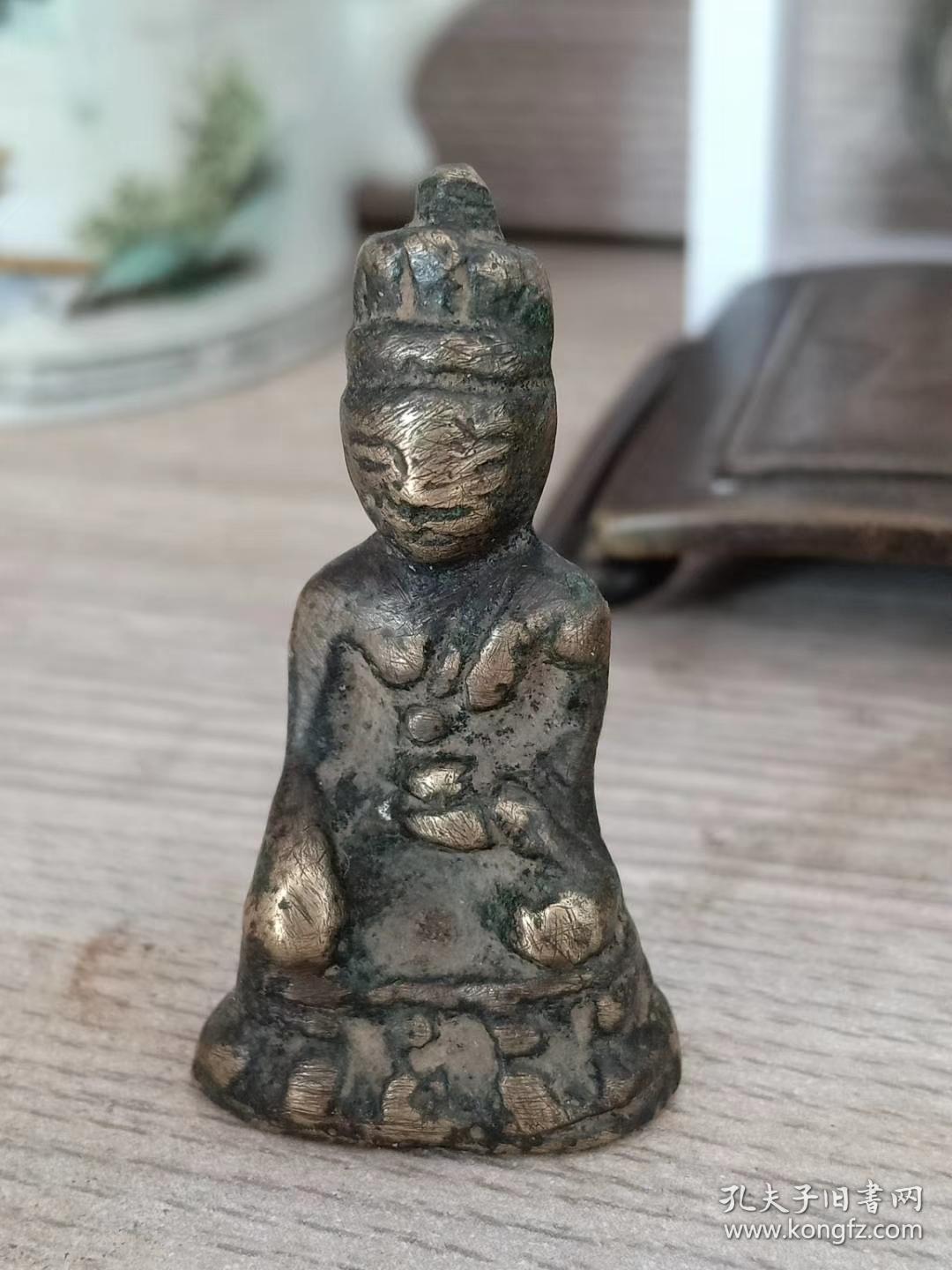清代小青铜佛像