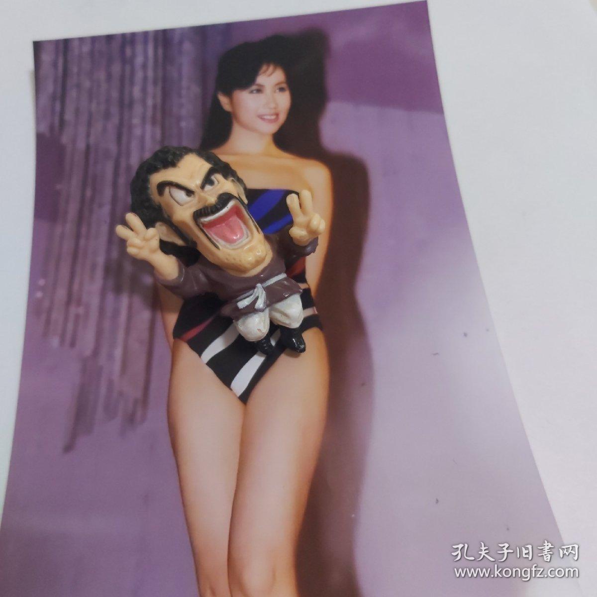 杨宝玲泳装5寸照片