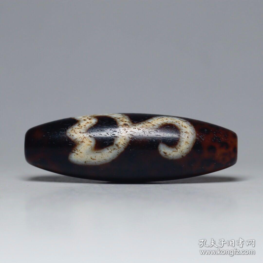 精品藏传千年西藏老料高油朱砂沁【六字真言 莲花天珠】挂件,图腾清晰