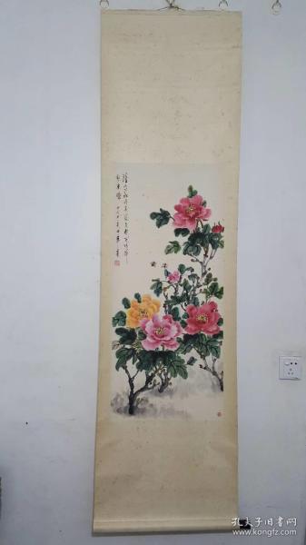福建漳州画院副院长王少华笔老纸本原裱(牡丹真国色)101:44cm木轴头