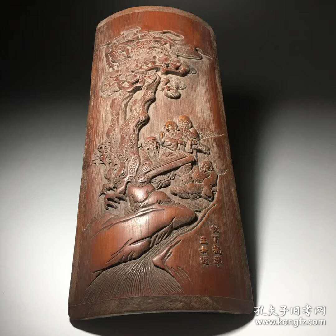 乡下收到老竹子笔搁,雕工精细,包浆醇厚老道尺寸:长宽高125/12/260mm