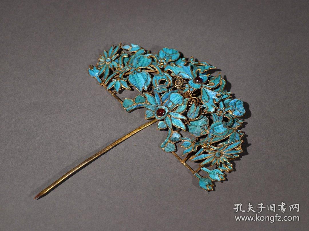 清代:点翠花鸟纹饰孔雀形发簪