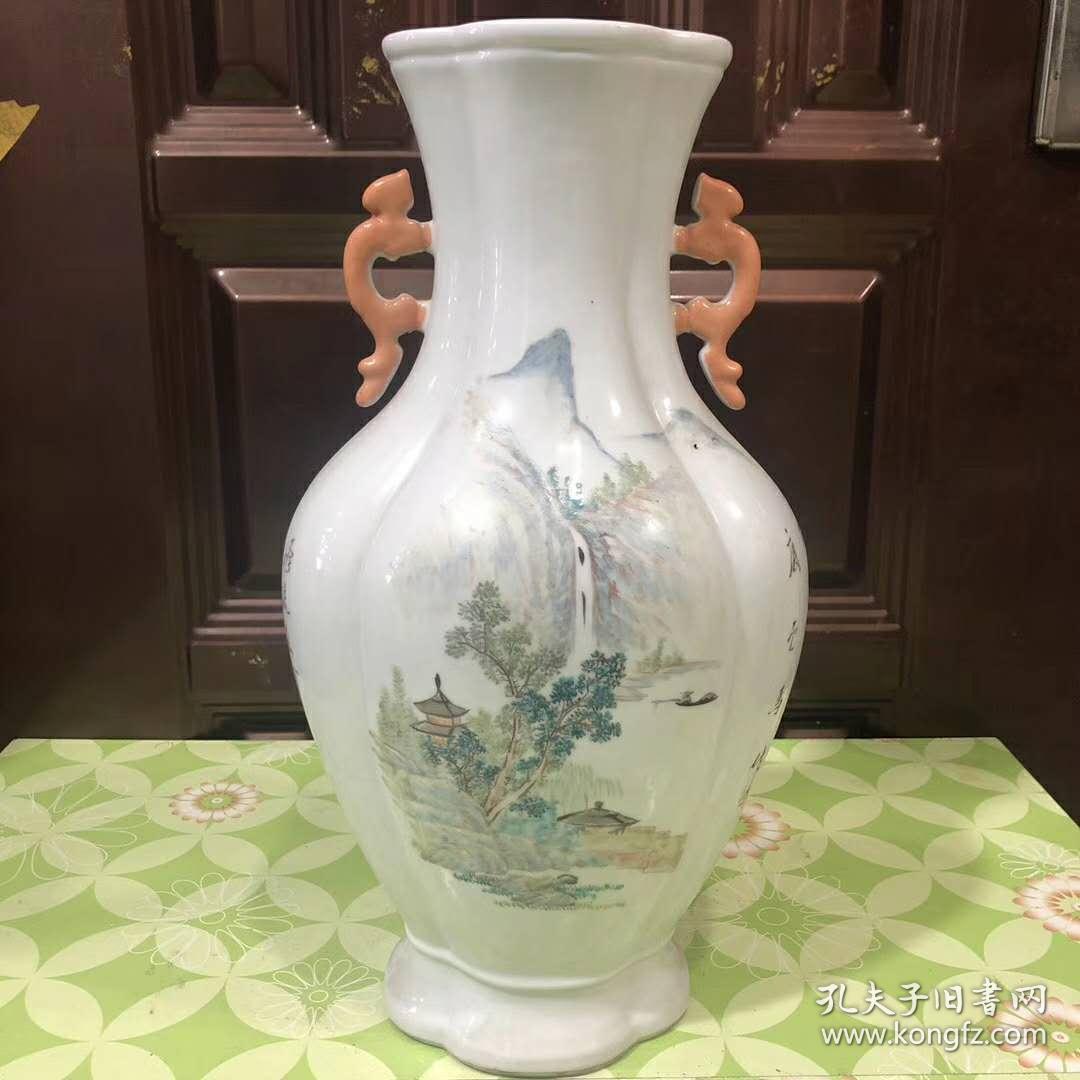 清末半边浅降彩半边粉彩人物,双耳花瓶
