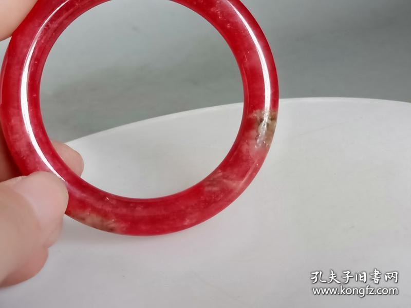 乡下收的清代冰种红翡翠手镯.