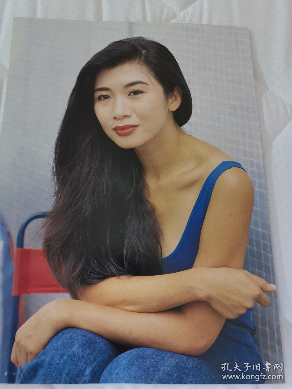 陈法蓉吴家丽彩页16开1张 of