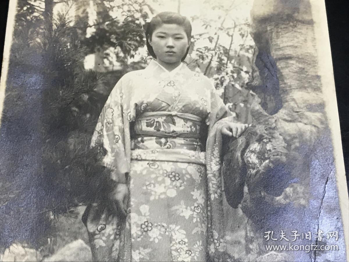 二战时期,日本和服美女老照片一张.原版老照片,十分罕见!难得!