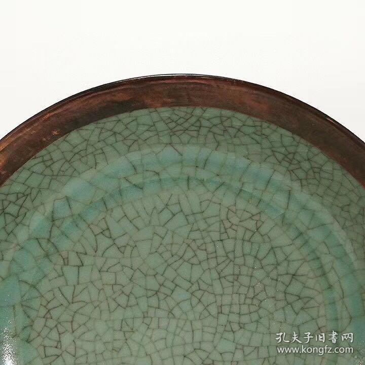 宋汝窑天青釉圆洗镶铜口(寿成殿皇后阁)