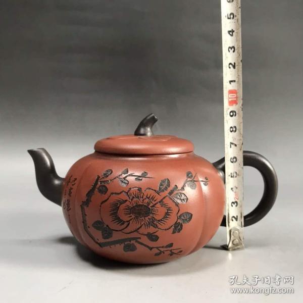 宜兴紫砂壶茄段壶一把