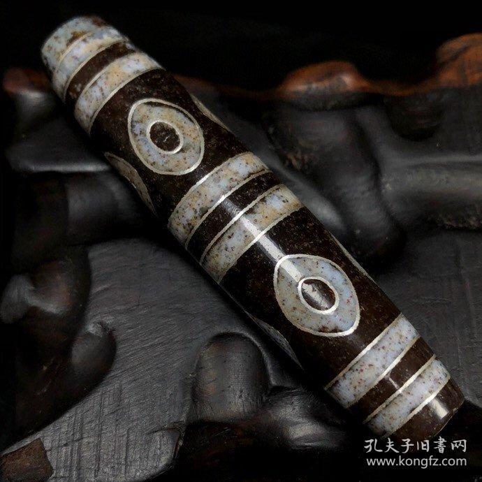藏传古珠,老料高油包浆镶嵌银丝罕见满朱砂【八眼天珠