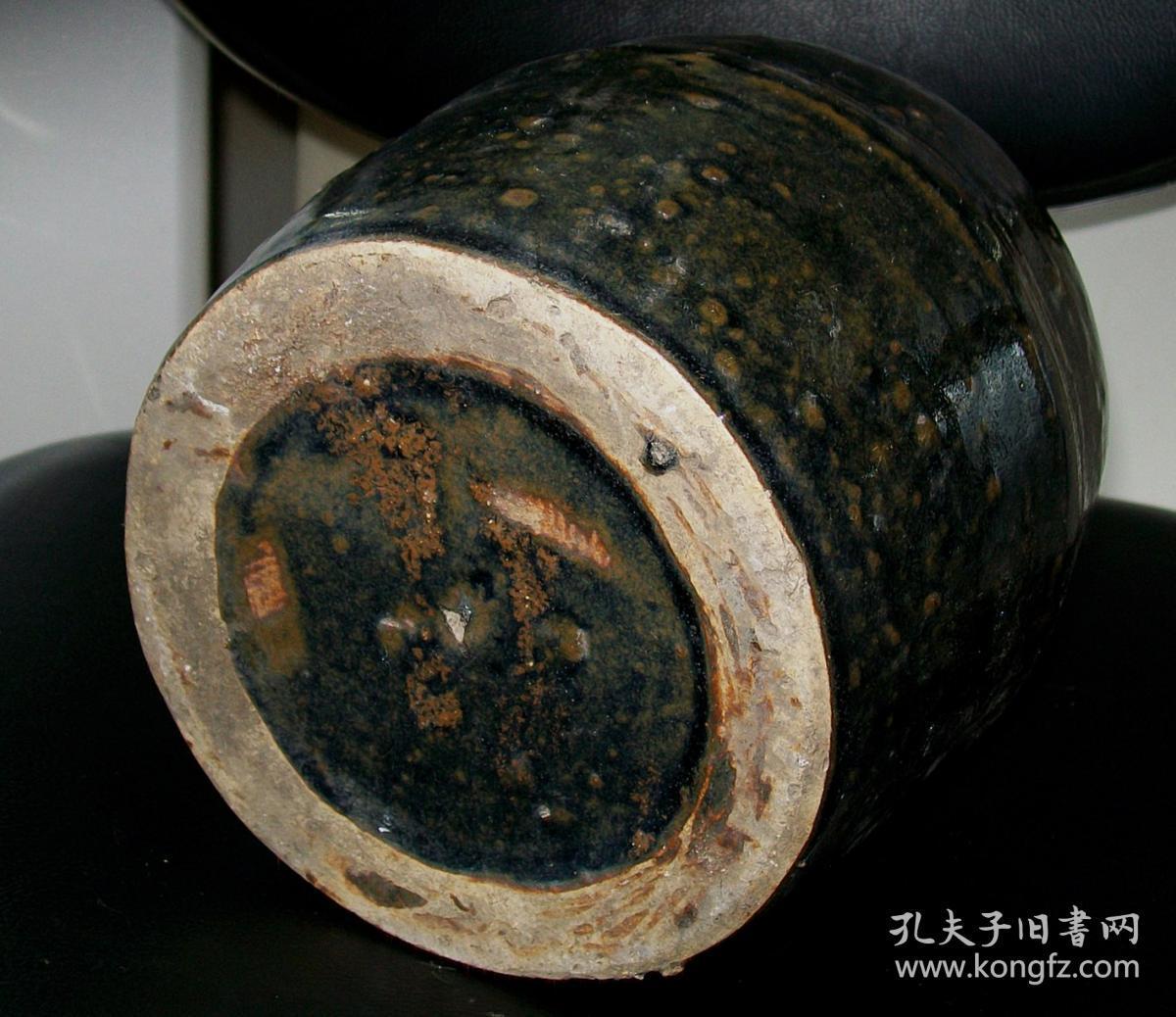 明代,陶罐