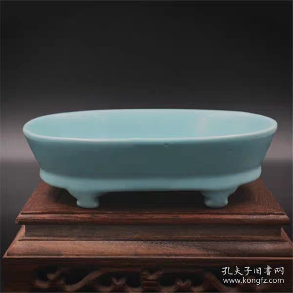汝窑天青釉四足水仙盆