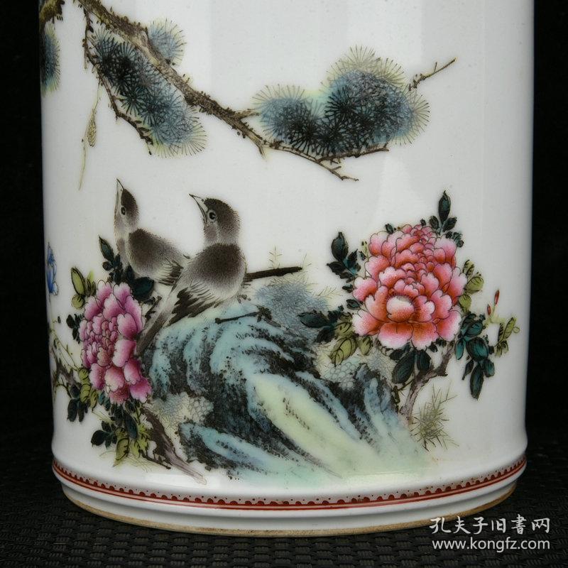 民国时期章仕保作粉彩花鸟纹笔筒
