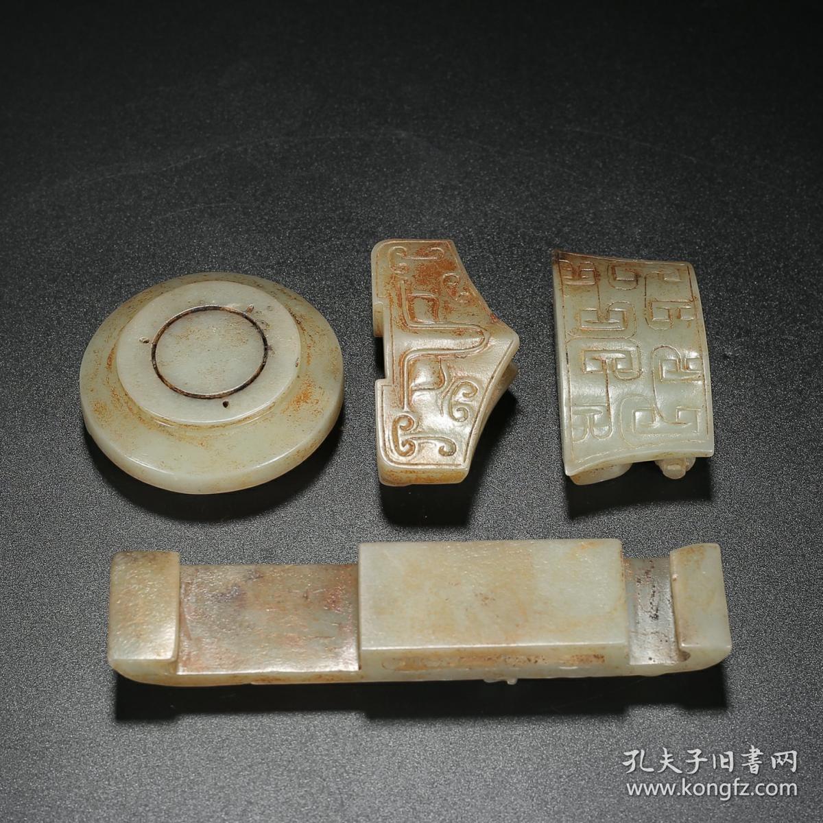 汉代和田玉螭龙玉剑饰一套