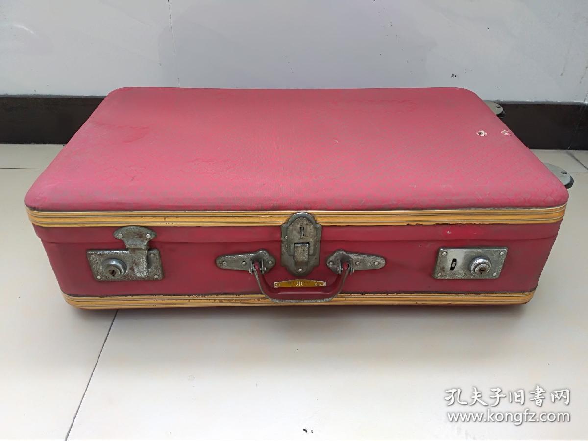 90年代布面木架红色行李箱可以推