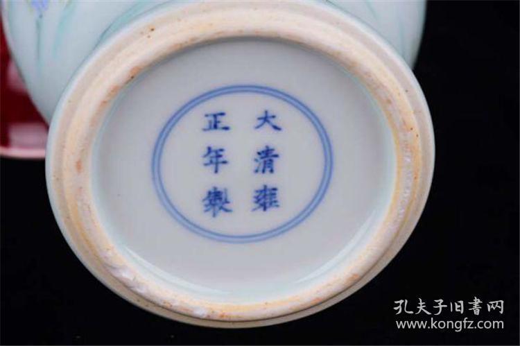 清雍正官窑粉彩珐琅彩仕女图琴棋书画纹尊花觚