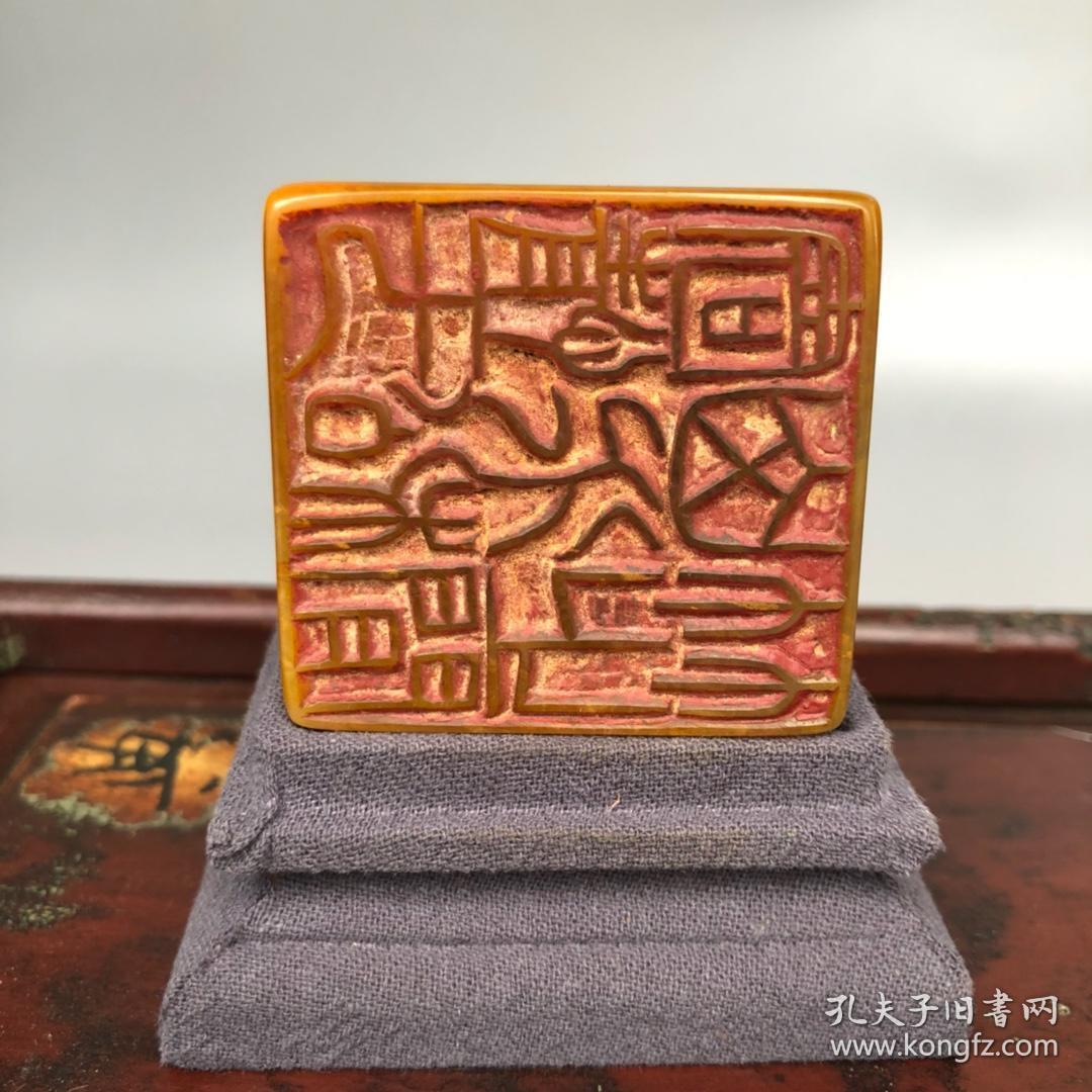 珍藏大清篆刻家小池作寿山田黄石子母兽钮印章