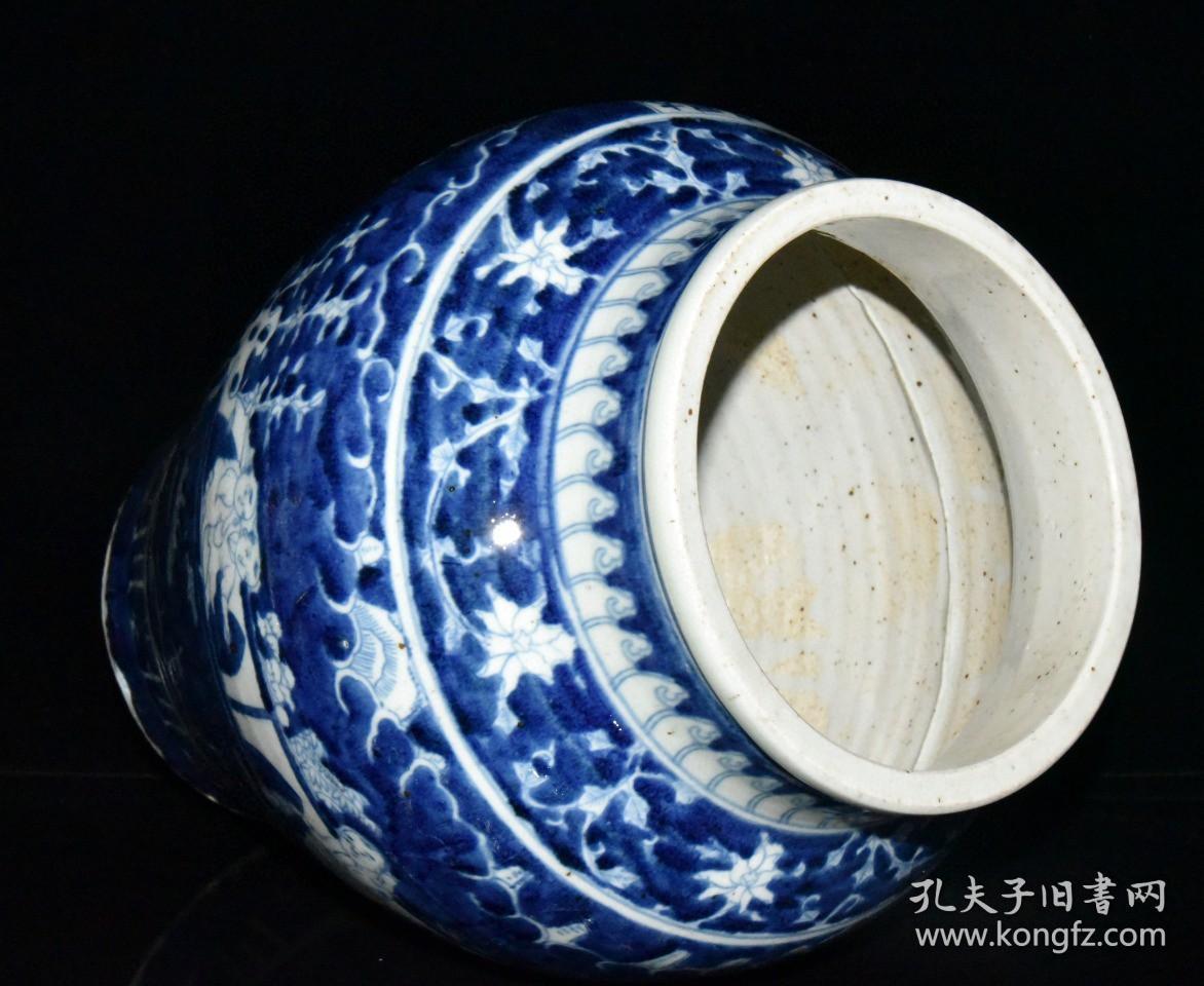 明代嘉靖青花留白婴戏图罐