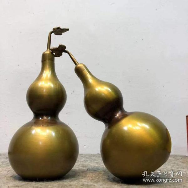 黄铜福禄葫芦一对,寓意身体健康,去病消灾,象征婚姻幸福夫妻和睦,谐音