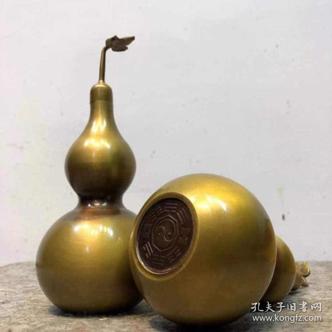 黄铜福禄葫芦一对,寓意身体健康,去病消灾,象征婚姻幸福夫妻和睦,谐音