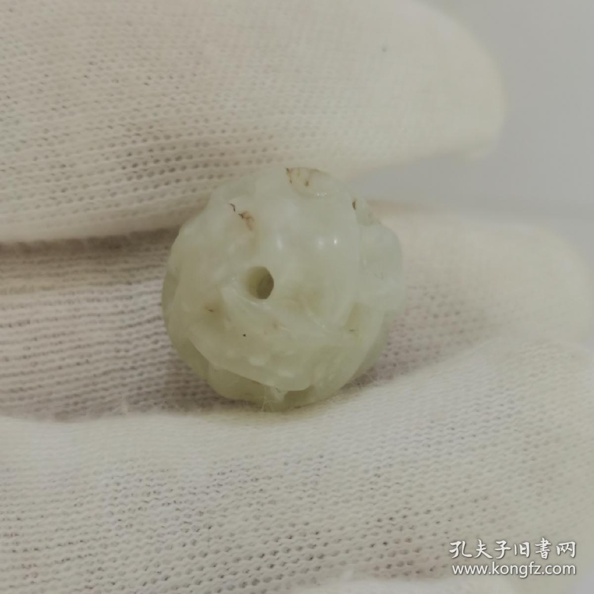 库存保真天然正宗和田青白玉人工雕刻绣球路路通配珠子15随形r96