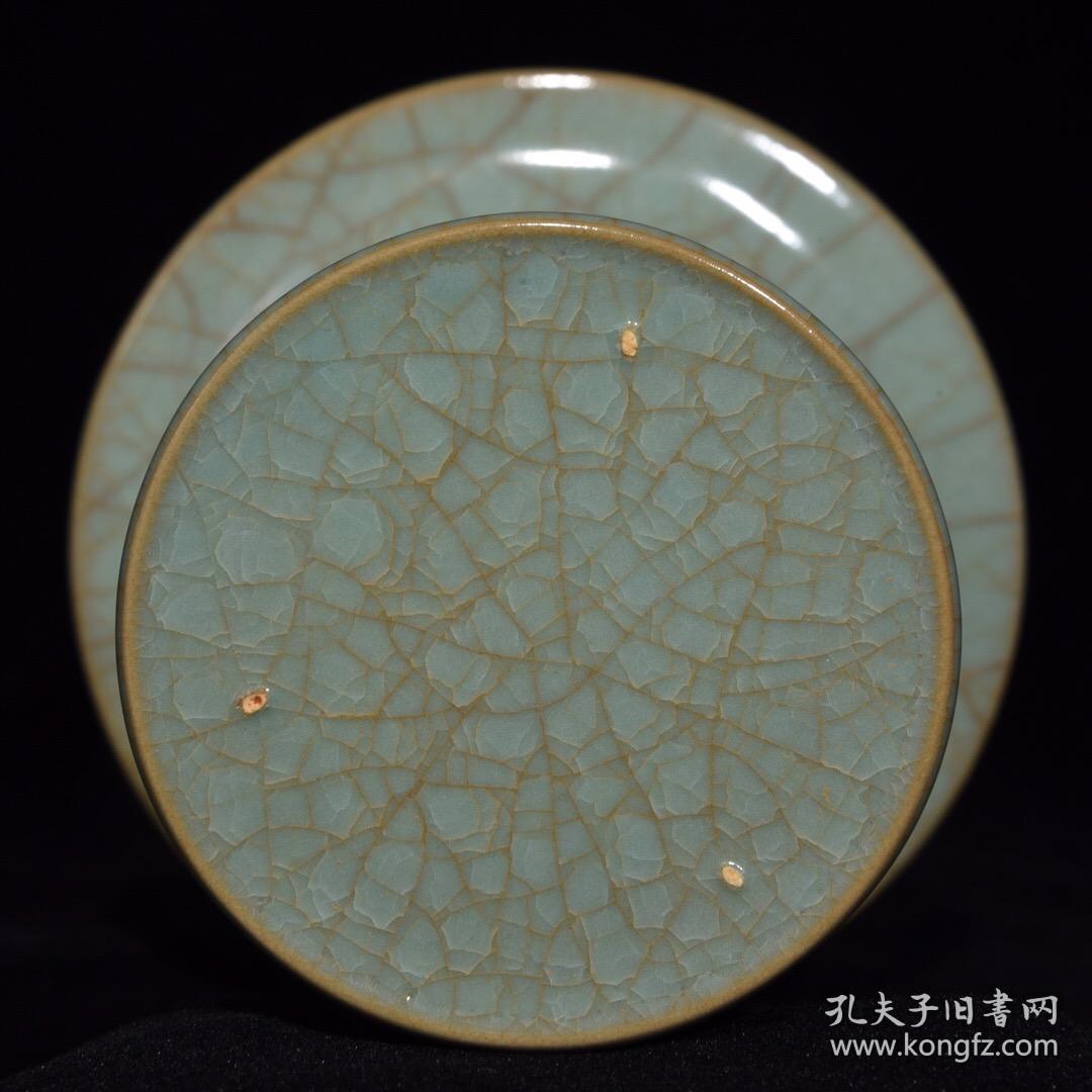 汝窑冰裂纹花觚 14.5x11