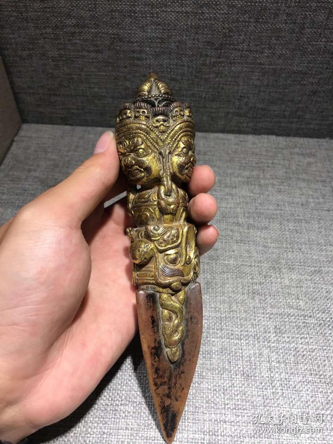 旧藏鎏金金刚杵,包老