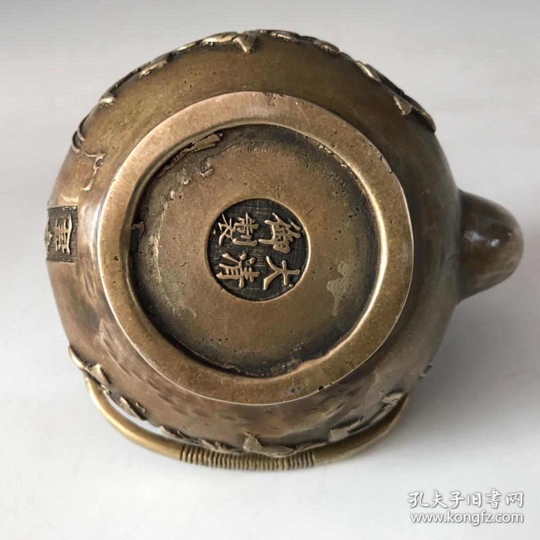 五子夺莲铜壶一把,造型漂亮,正常使用,尺寸品相如图