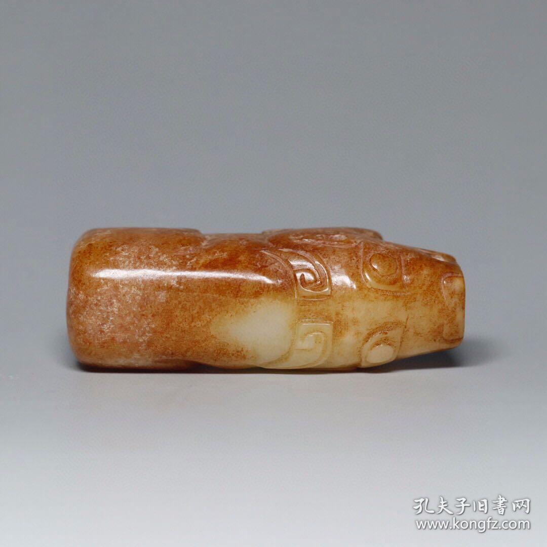 精品旧藏汉代老和田玉【玉猪】把件,雕工精湛,玉质细腻,包浆老道,细节