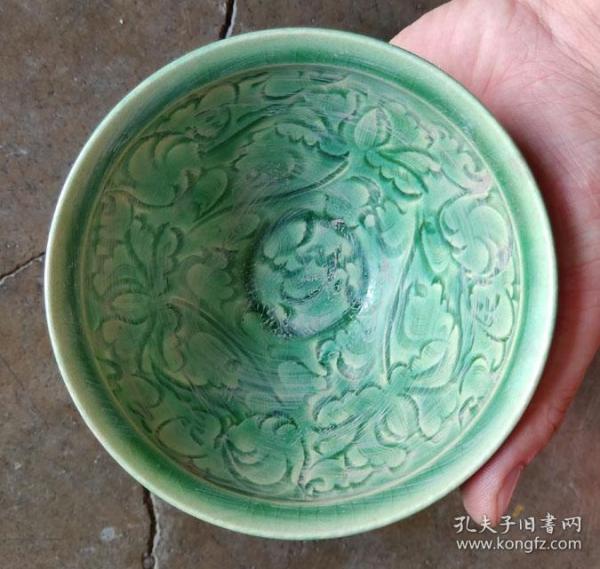 吉州窑绿釉茶盏
