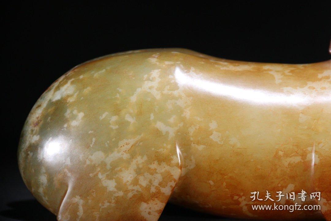 汉 高古玉 马 摆件 规格:高11.9cm 宽5.2cm 长17.