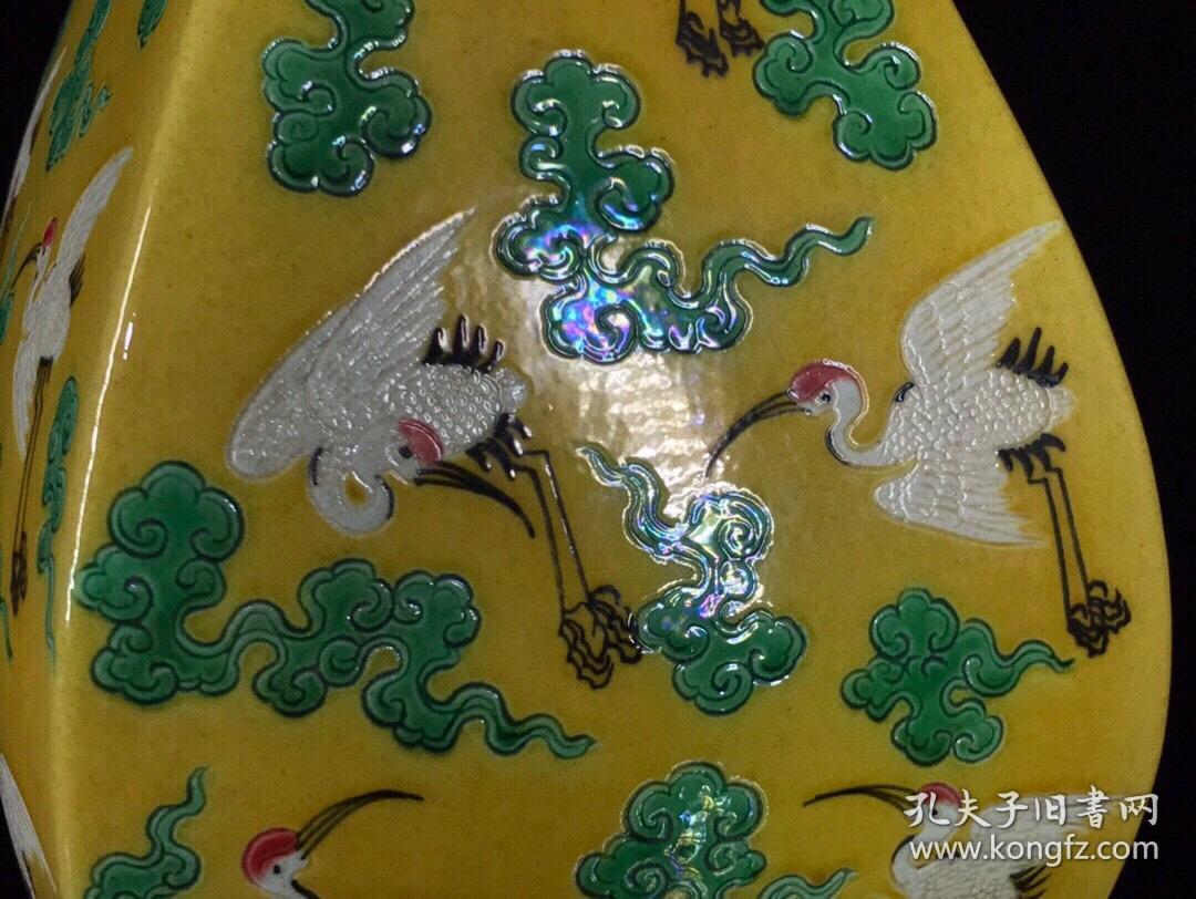 清雍正素三彩雕刻仙鹤纹贯耳瓶6古玩古董古瓷器收藏清代瓷器尺寸36518