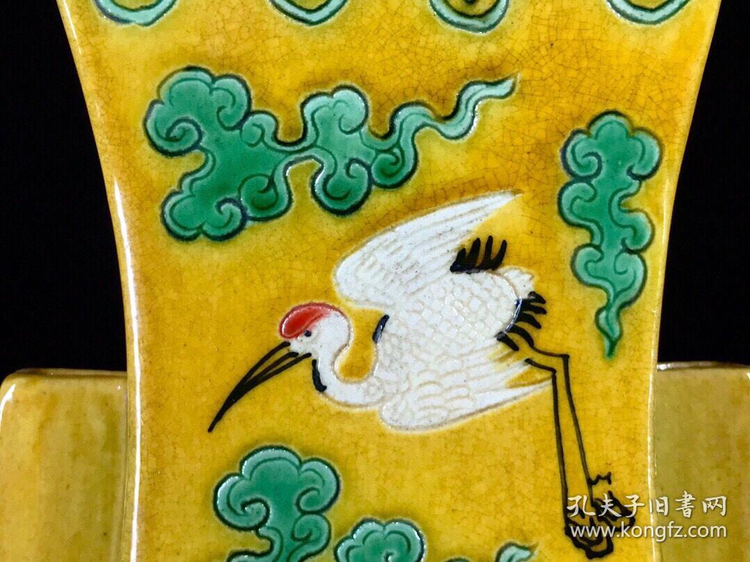 清雍正素三彩雕刻仙鹤纹贯耳瓶6古玩古董古瓷器收藏清代瓷器尺寸36518