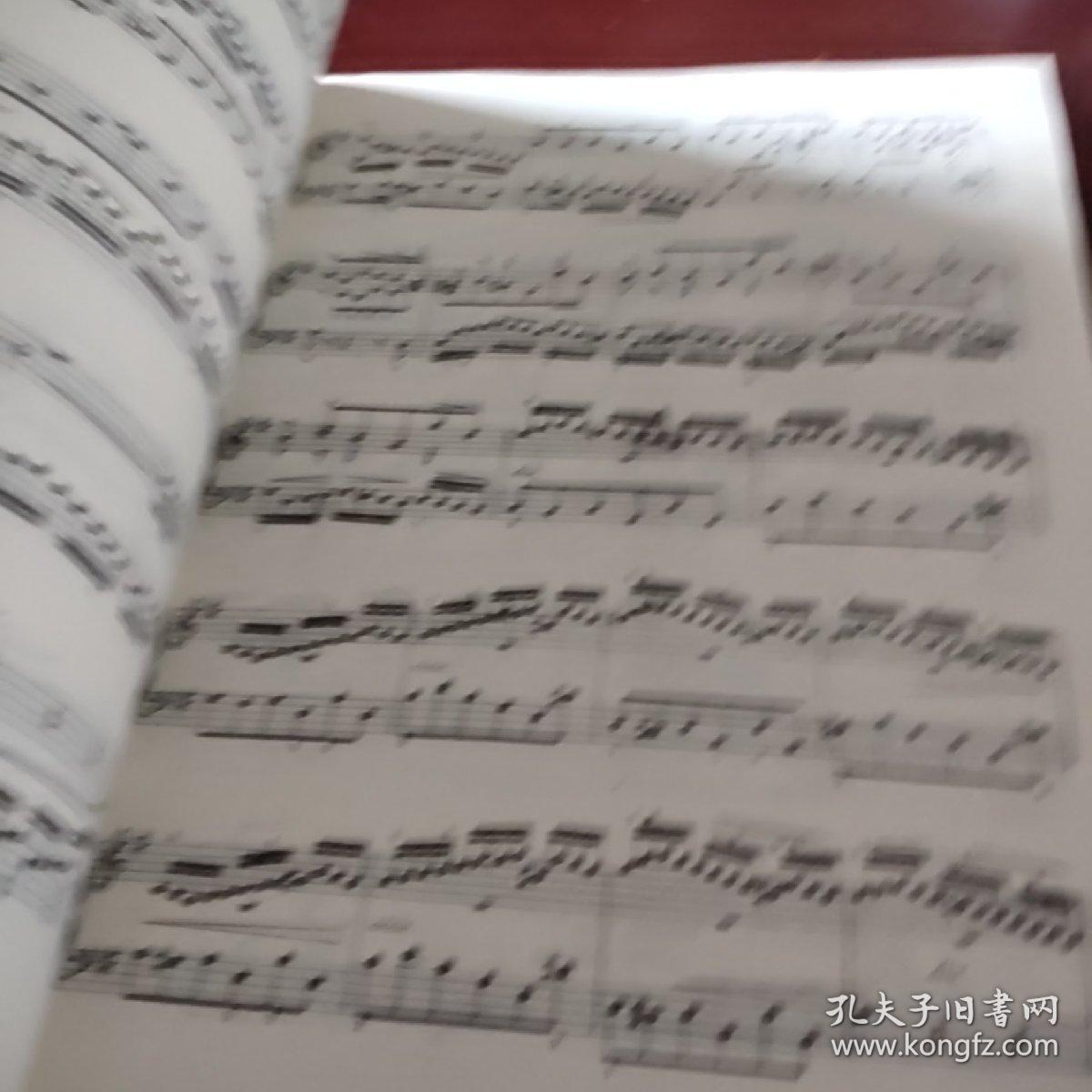 巴赫小前奏曲与赋格12条曲谱_f大调小前奏曲曲谱