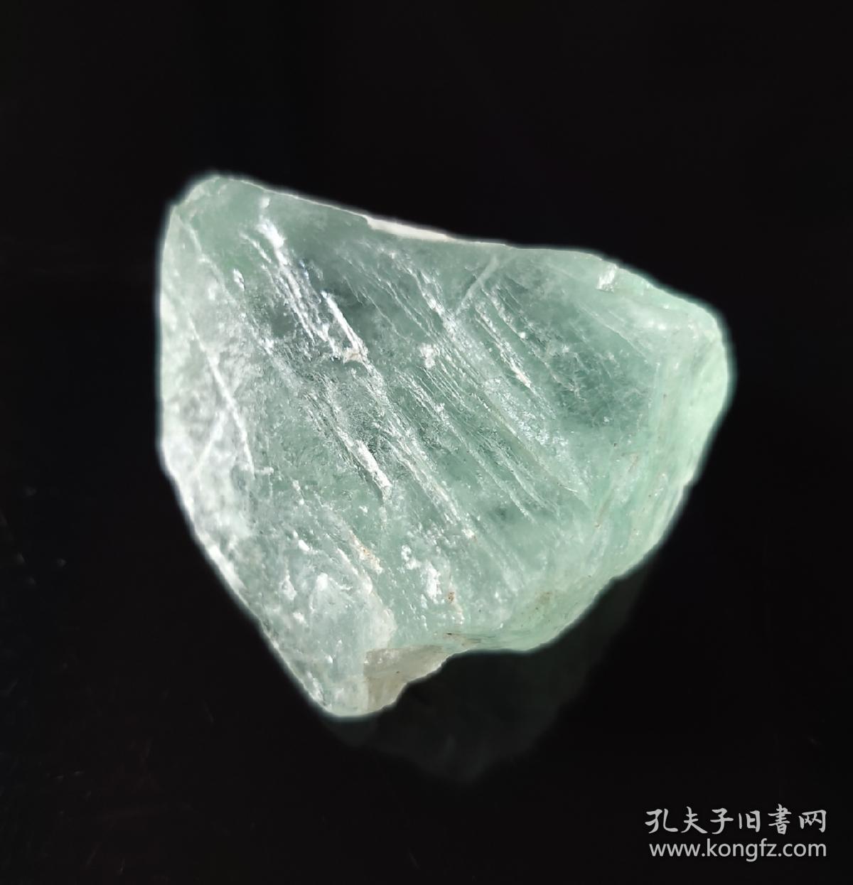 宝石级矿石☆绿宝石纯天然绿柱石标本☆晶莹透亮☆重约50克