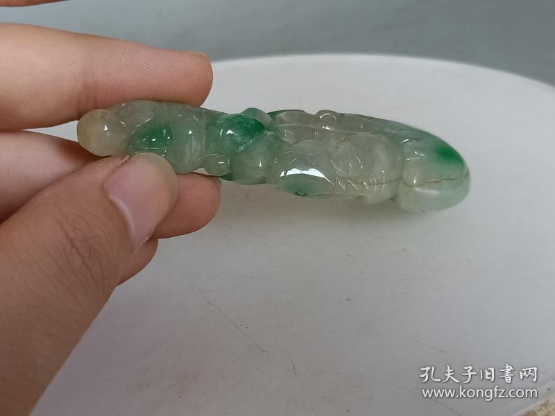 乡下收的清代冰种彩色翡翠手把件