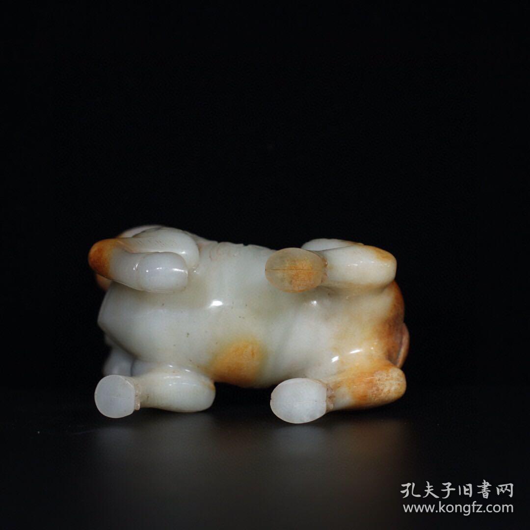 精品旧藏老和田玉【牛气冲天 玉牛】摆件,雕工精湛,玉质细腻,包浆老道